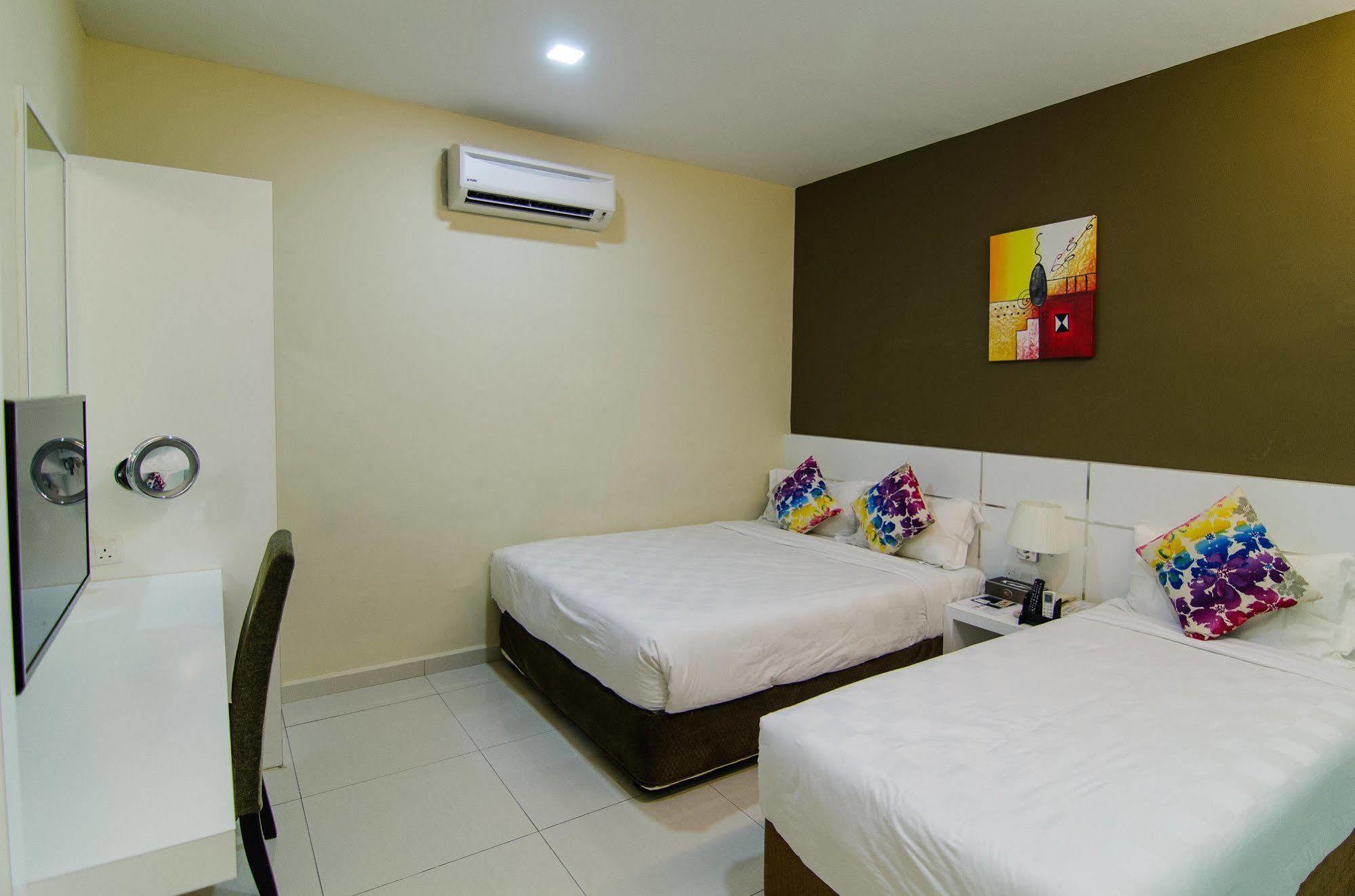 Hotel Mornington Bukit Permata Lumut Eksteriør bilde