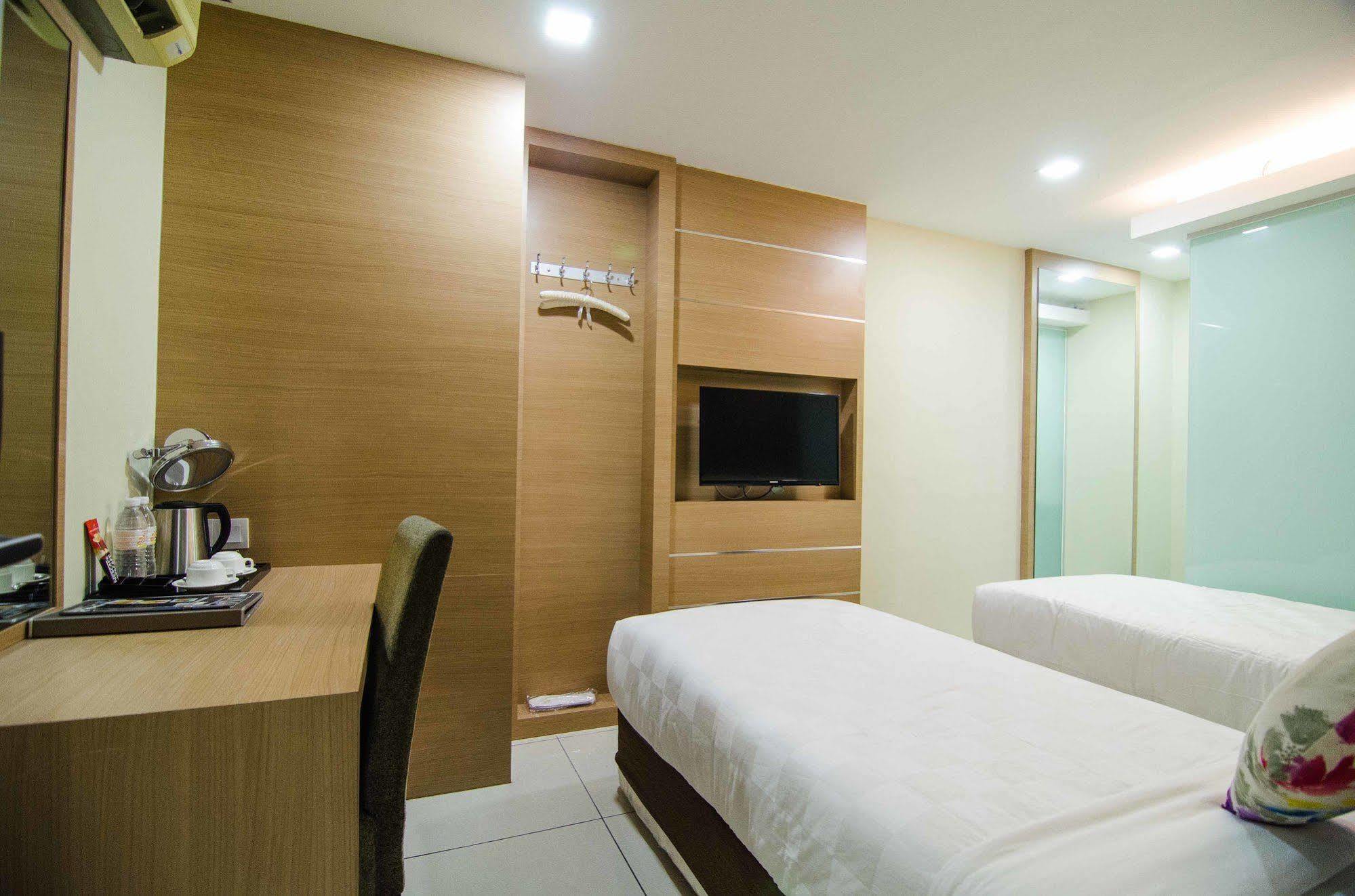 Hotel Mornington Bukit Permata Lumut Eksteriør bilde