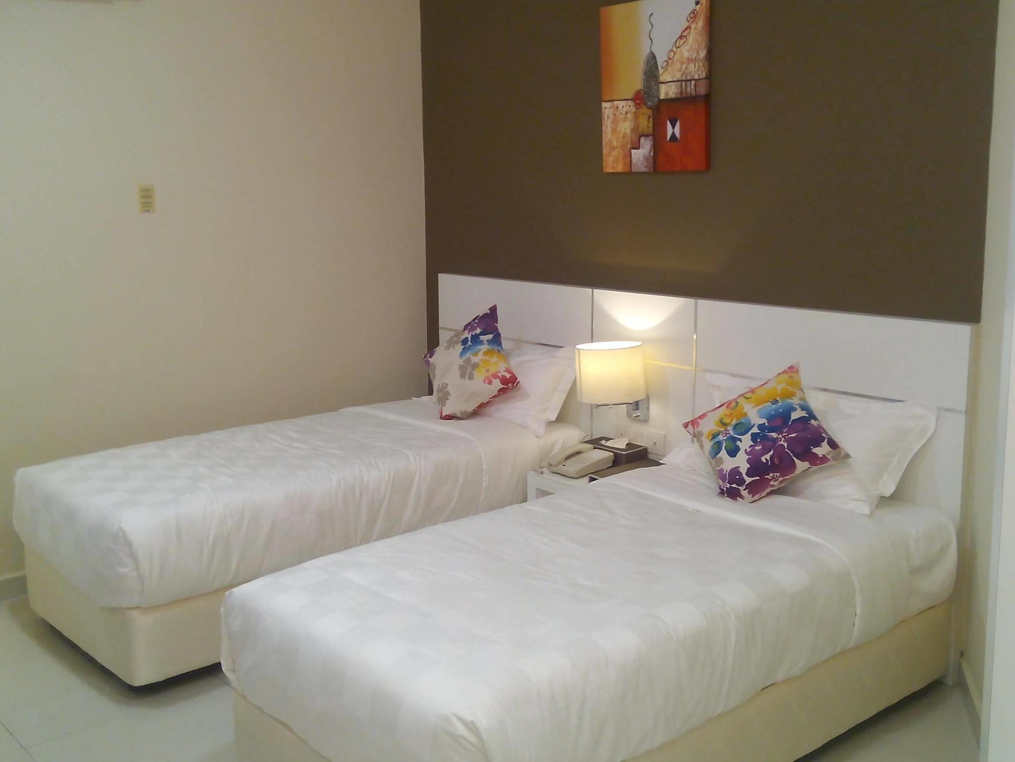 Hotel Mornington Bukit Permata Lumut Eksteriør bilde